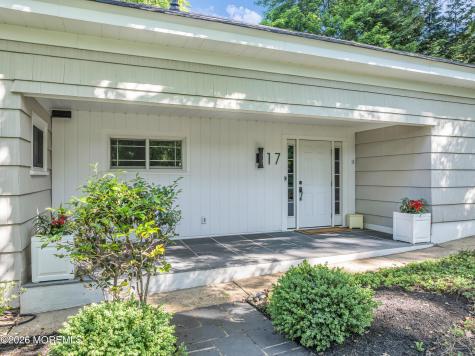 17 Hilltop Terrace N Red Bank NJ 07701
