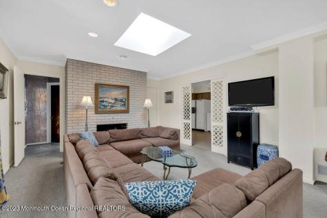 7 Howell Avenue Spring Lake NJ 07762