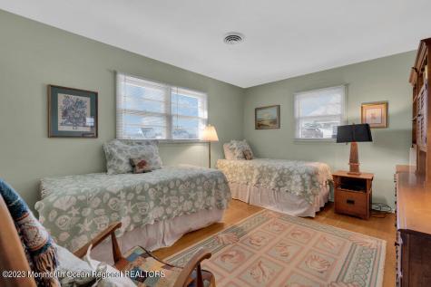 7 Howell Avenue Spring Lake NJ 07762