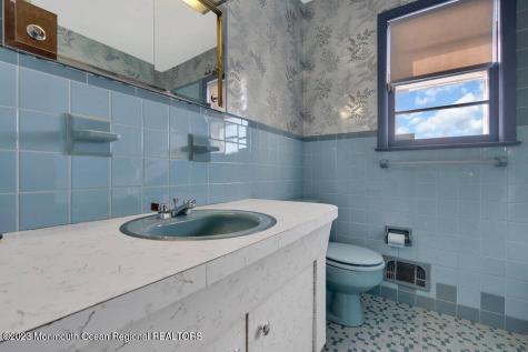 7 Howell Avenue Spring Lake NJ 07762