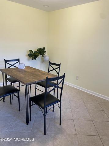 5 Gimbel Place Oakhurst NJ 07755