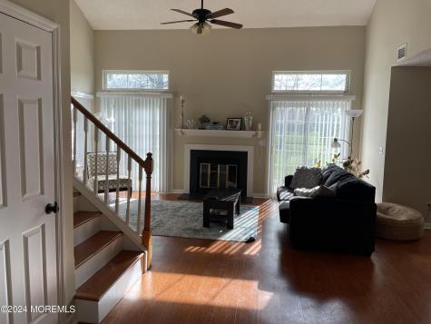 5 Gimbel Place Oakhurst NJ 07755