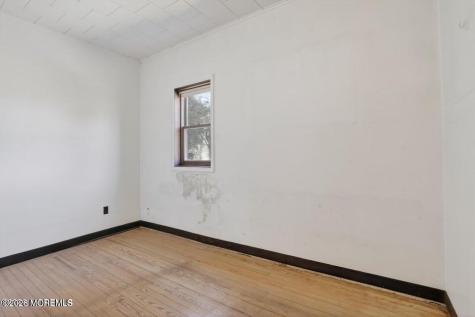 15 Hummingbird Way Jackson NJ 08527