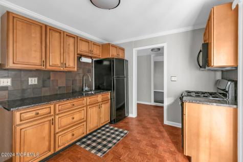 717 Harmony Road North Middletown NJ 07748