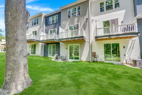 9 Halifax Road Bayville NJ 08721