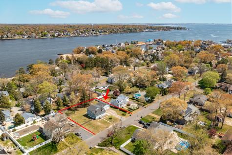 914 Radnor Avenue Pine Beach NJ 08741