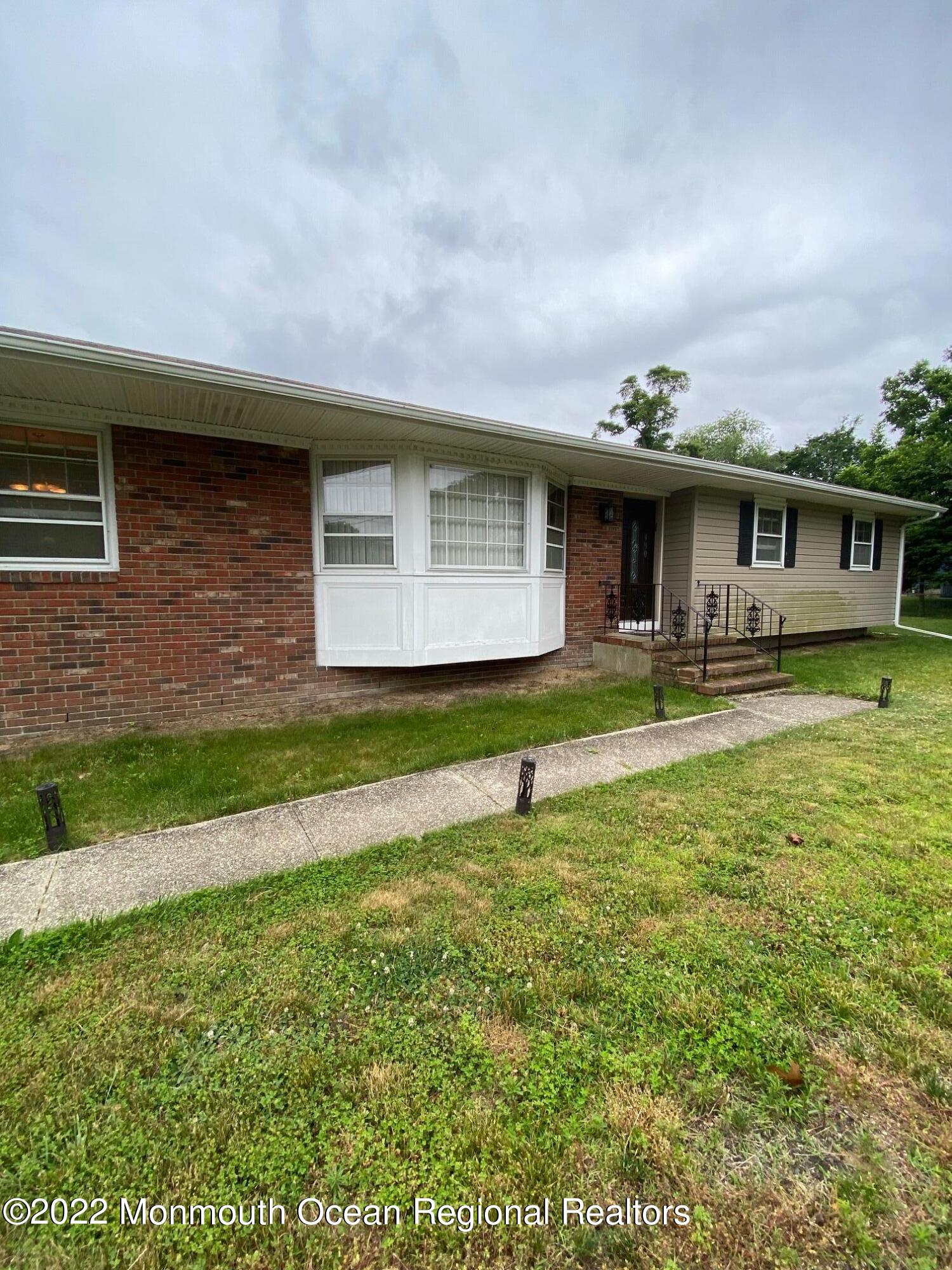 490 W Park Avenue Oakhurst NJ 07755