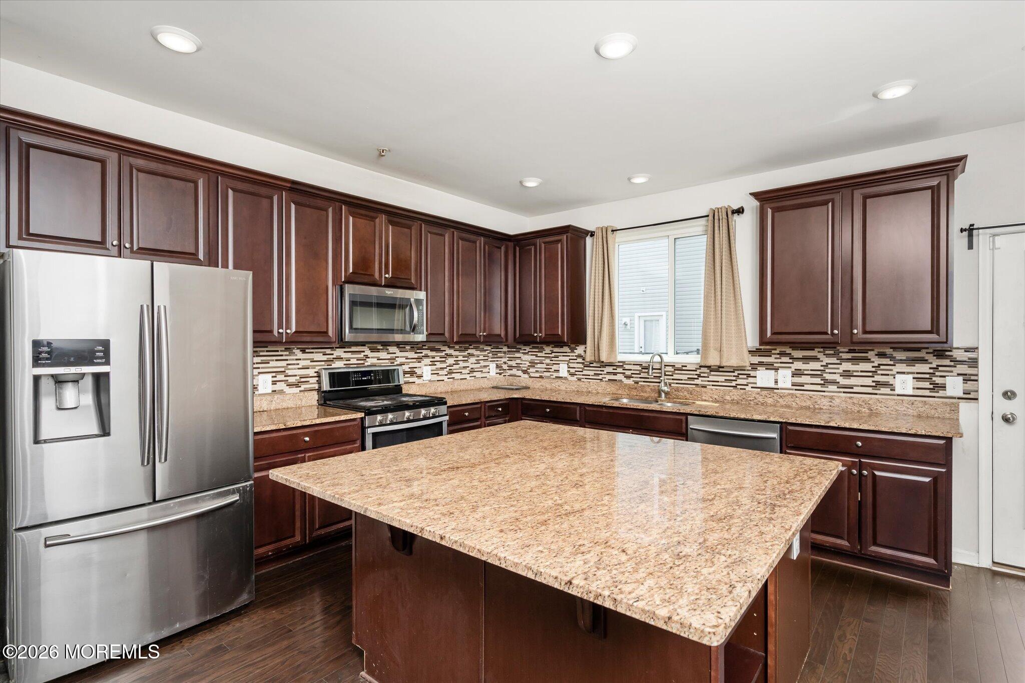 21 Green Street North Brunswick NJ 08902
