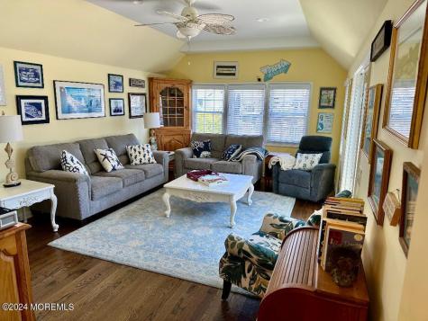 288 Periagua Lane Mantoloking NJ 08738