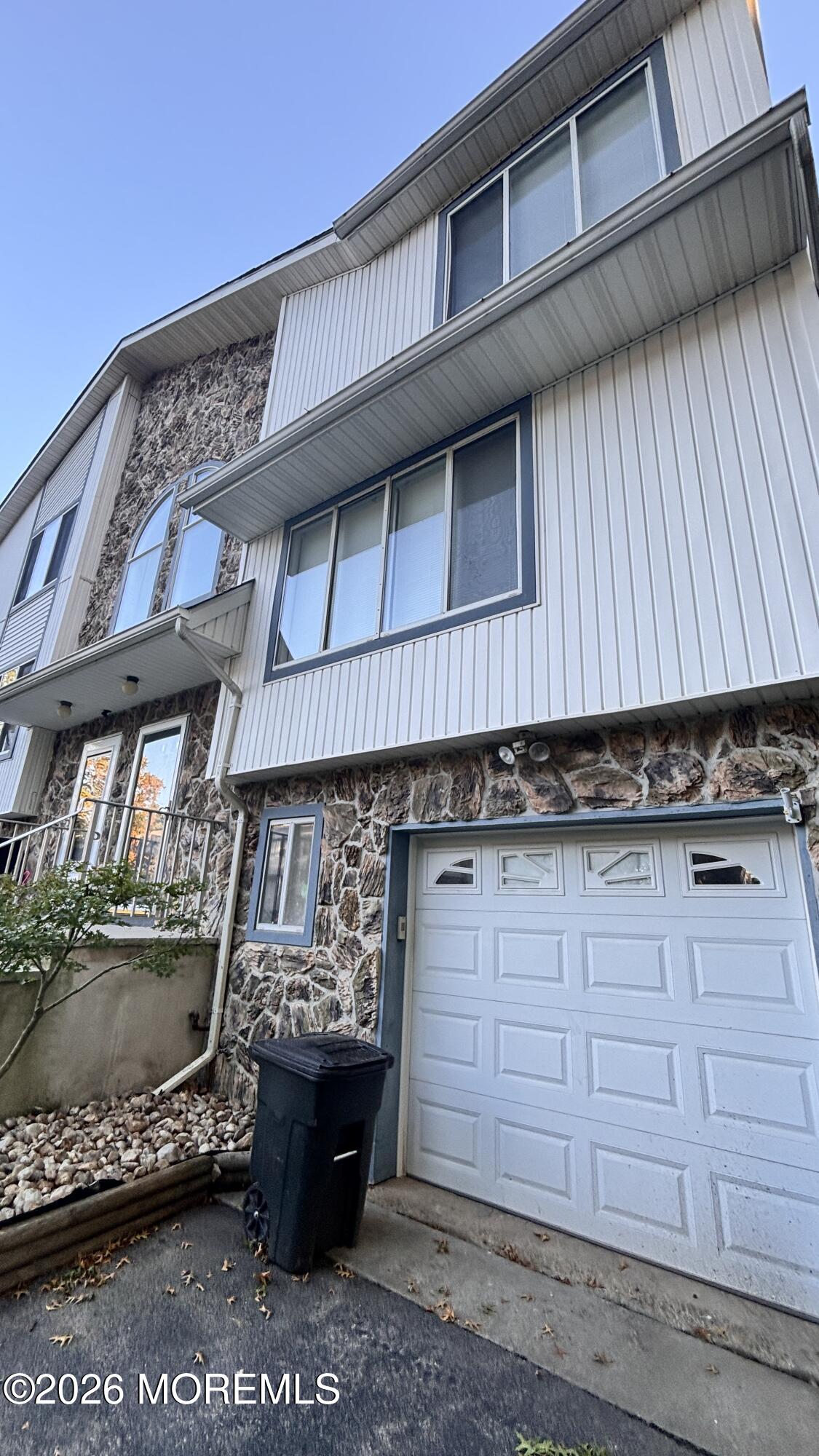 37 Lone Star Lane Manalapan NJ 07726