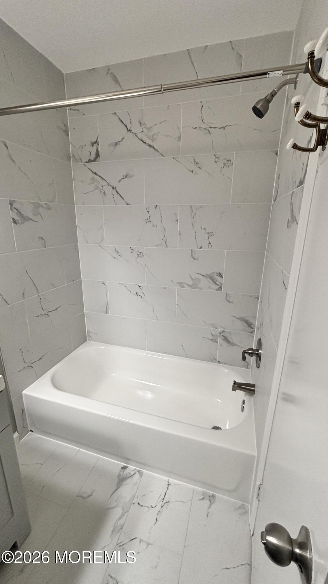 37 Lone Star Lane Manalapan NJ 07726