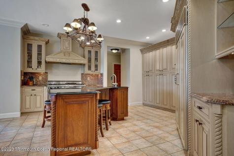 67 Phalanx Road Lincroft NJ 07738