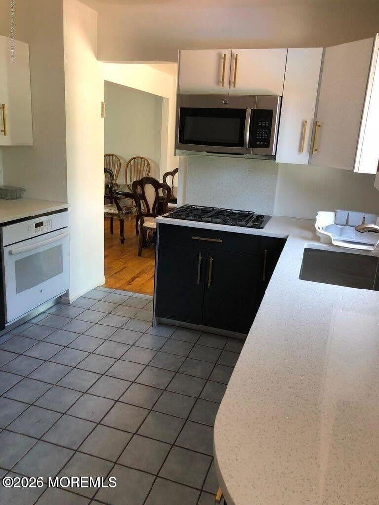 505 W Lincoln Avenue Oakhurst NJ 07755