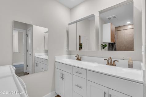 28 Kelly Way Tinton Falls NJ 07724