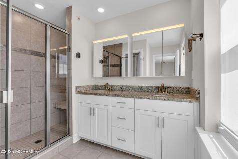 28 Kelly Way Tinton Falls NJ 07724