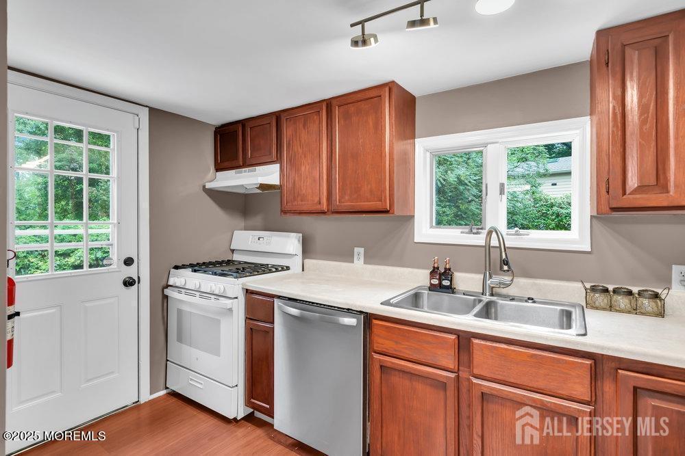 13 Smiths Lane East Brunswick NJ 08816
