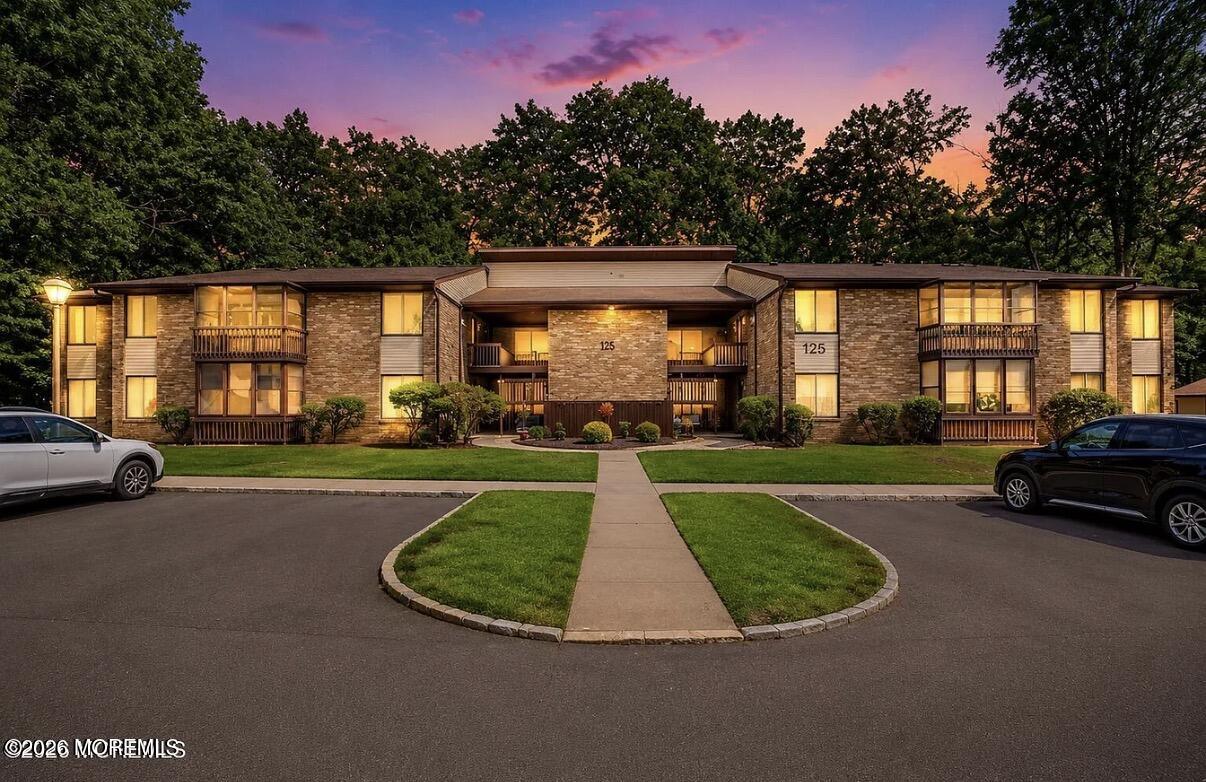 125 Amberly Drive Manalapan NJ 07726