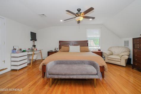 209 Woodcrest Road Oakhurst NJ 07755