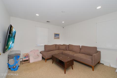 209 Woodcrest Road Oakhurst NJ 07755