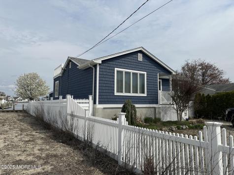 988 Capstan Drive Forked River NJ 08731