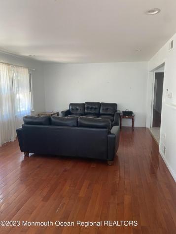 275 Garfield Avenue Oakhurst NJ 07755