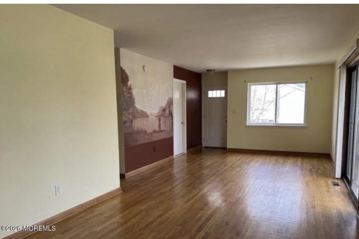 147 Amberly Drive Manalapan NJ 07726
