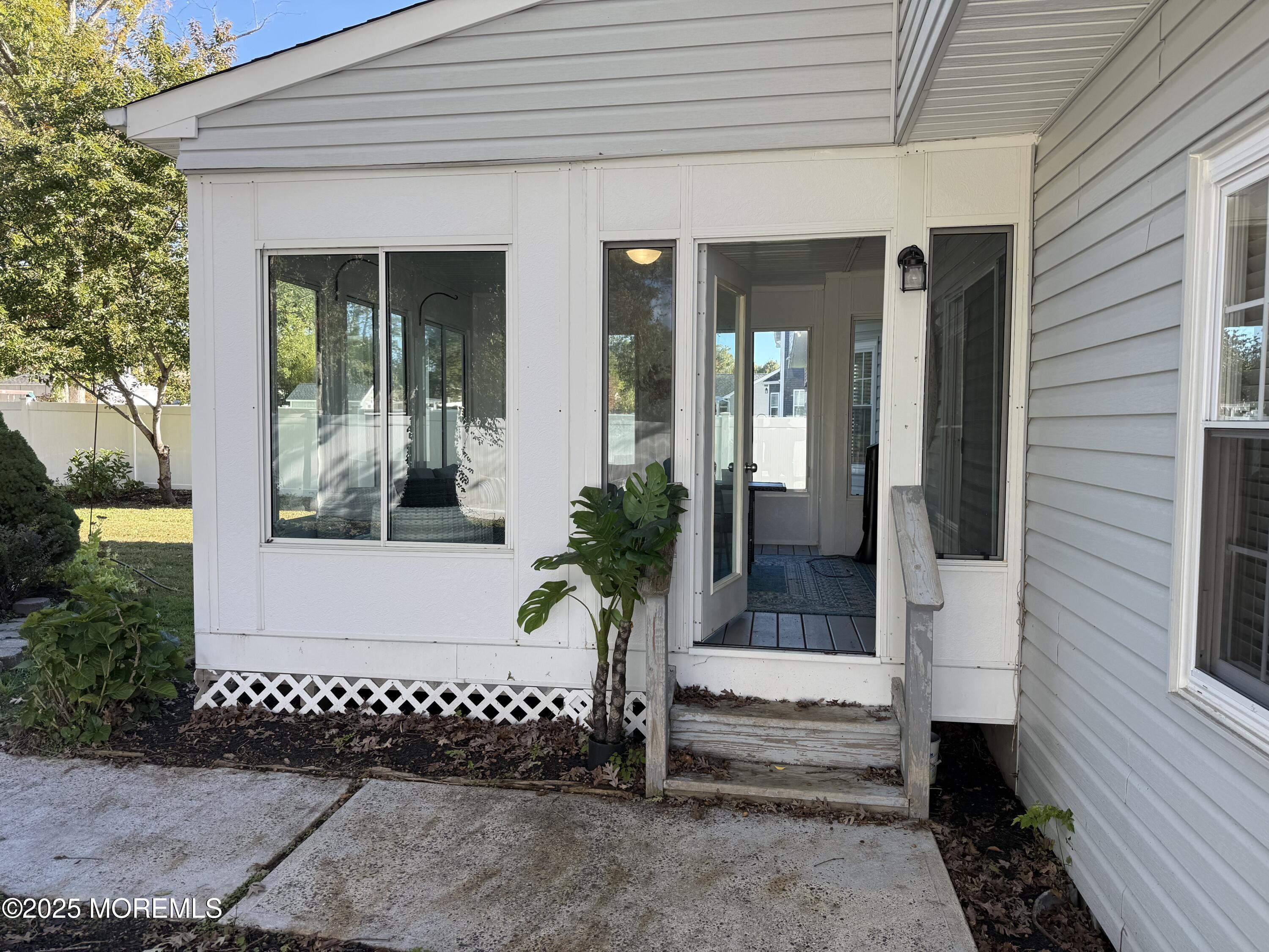 90 Atlantis Avenue Manahawkin NJ 08050