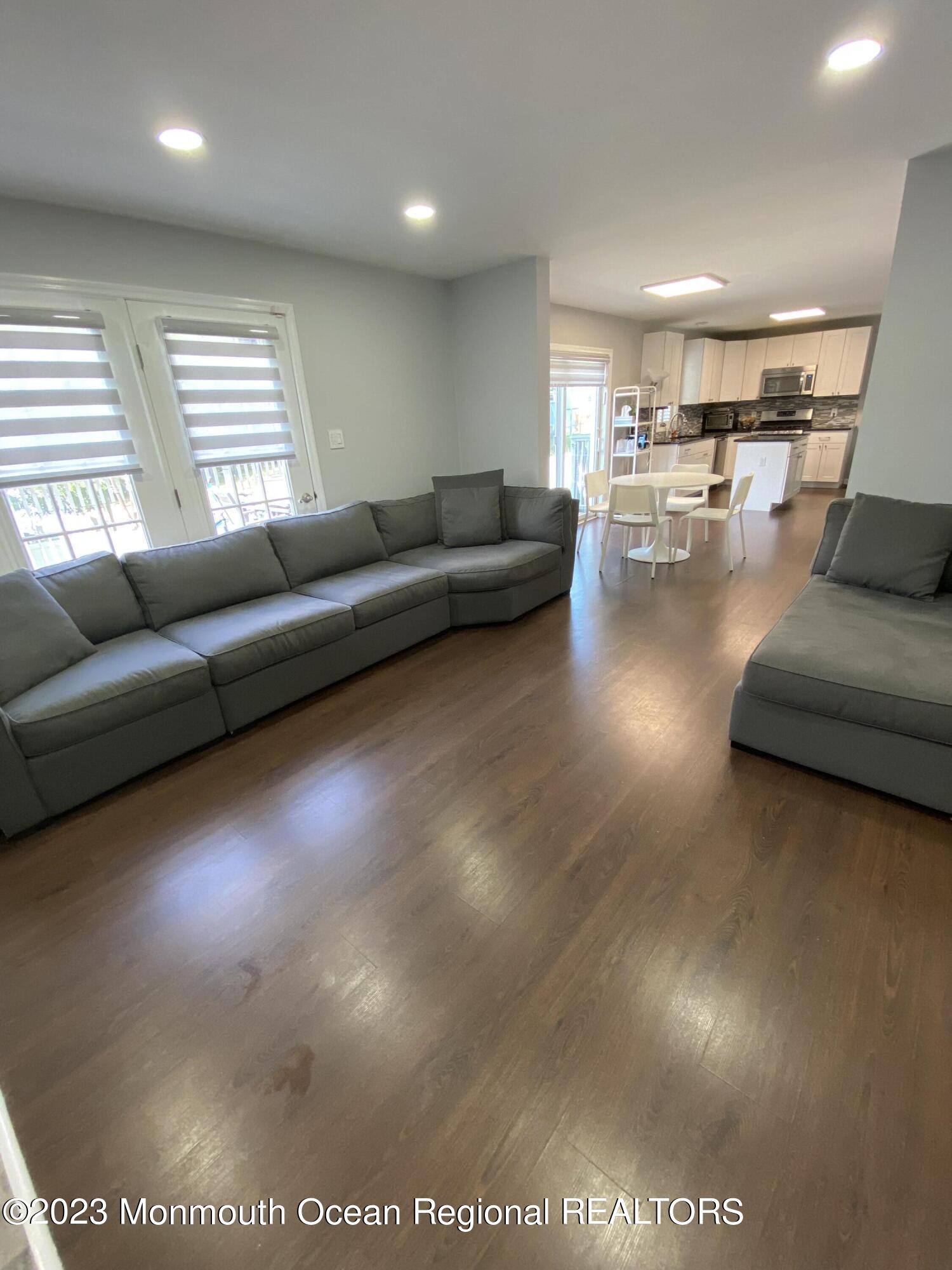 511 W Park Avenue Oakhurst NJ 07755