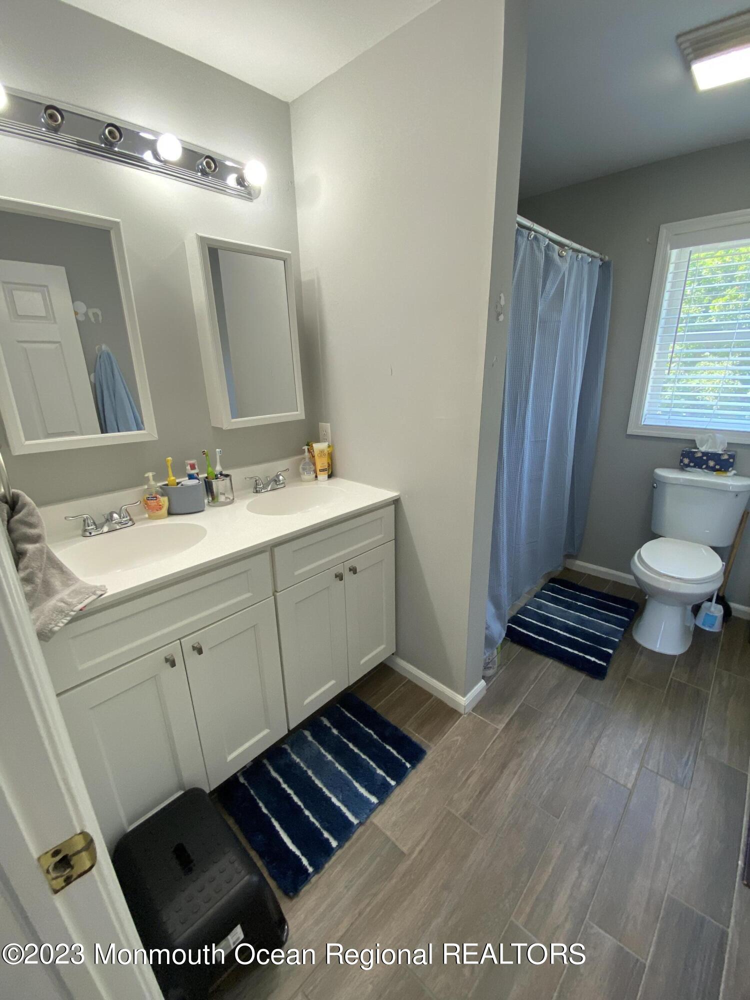 511 W Park Avenue Oakhurst NJ 07755