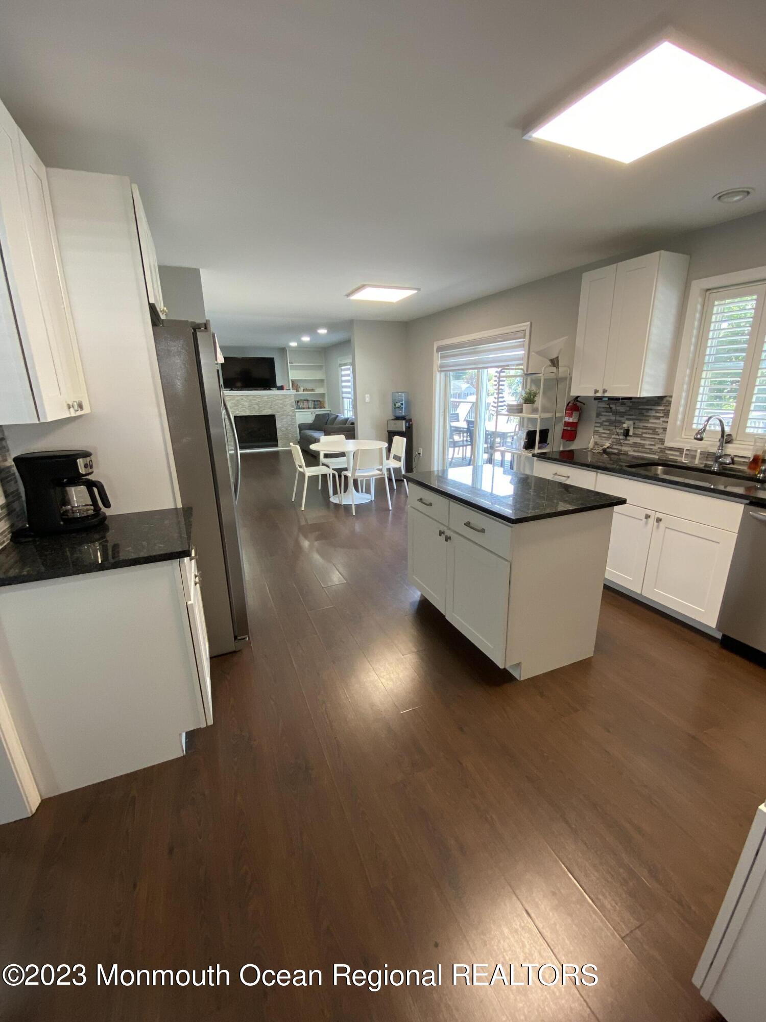 511 W Park Avenue Oakhurst NJ 07755