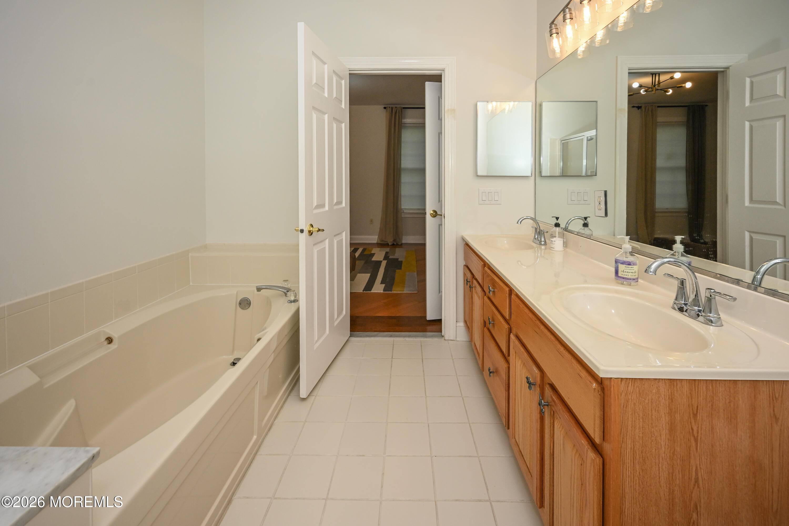 215 Shinnecock Drive Manalapan NJ 07726
