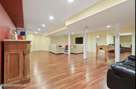 29 Northwoods Road Ocean Twp NJ 07712