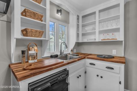 18 Maiden Lane Toms River NJ 08753