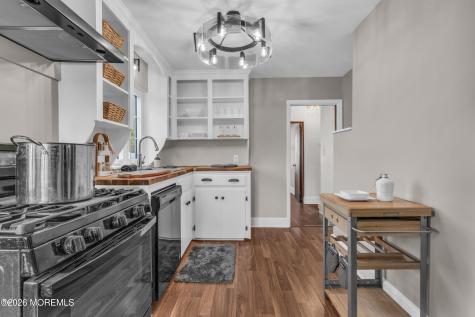 18 Maiden Lane Toms River NJ 08753
