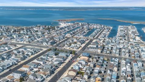65 Grand Central Avenue Lavallette NJ 08735