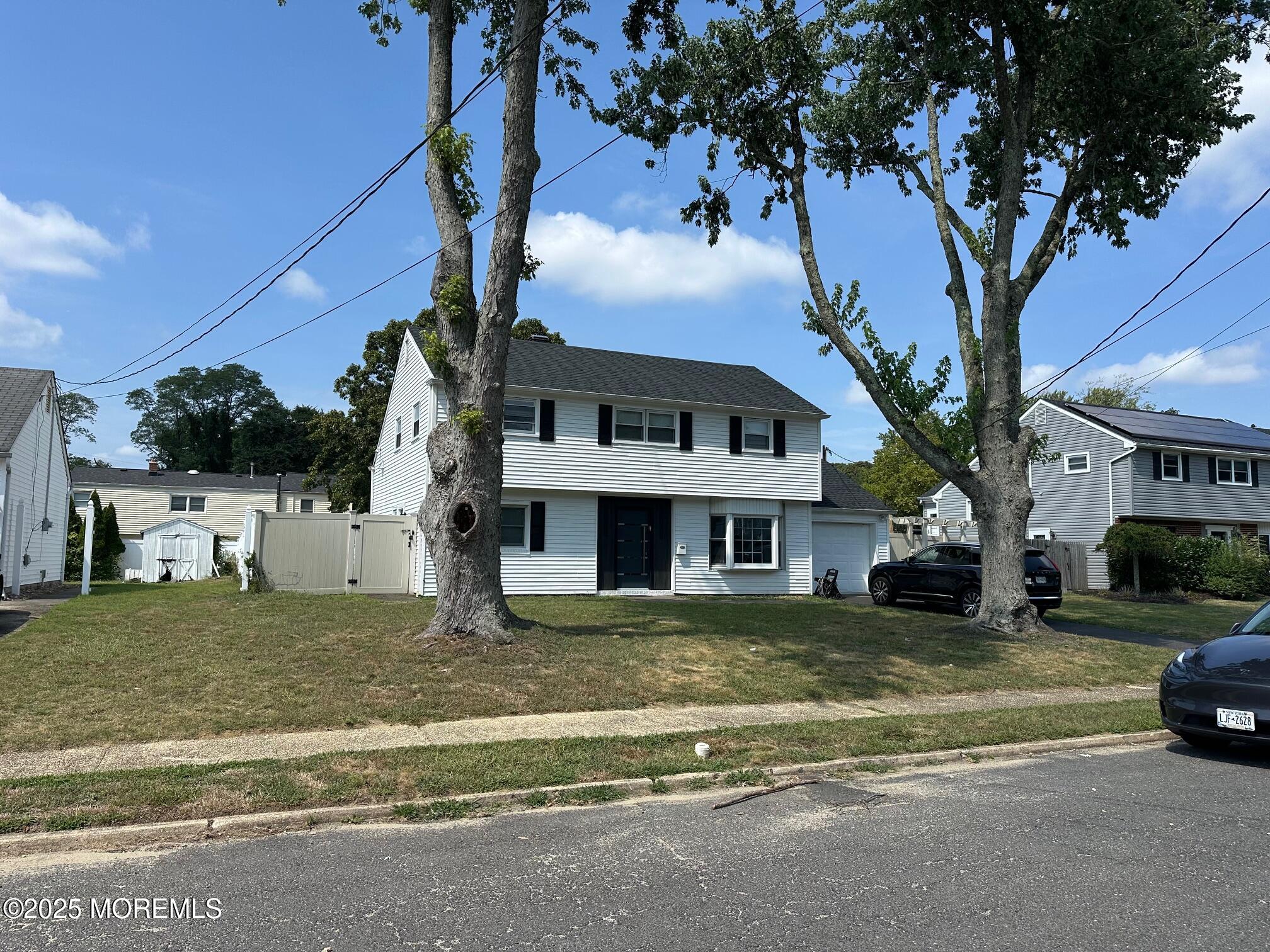18 Branch Road Oakhurst NJ 07755