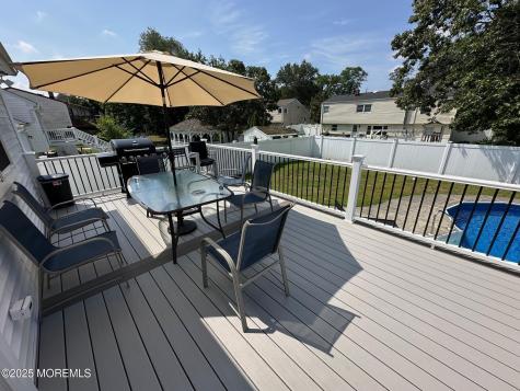 18 Branch Road Oakhurst NJ 07755