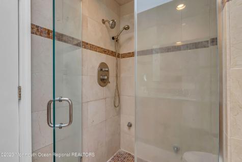 2912 Logan Road Oakhurst NJ 07755