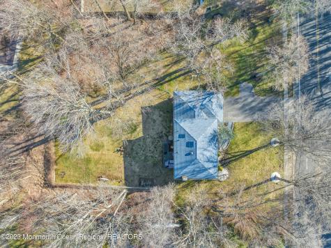 2912 Logan Road Oakhurst NJ 07755