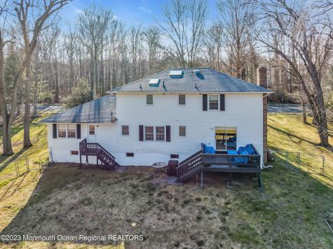 2912 Logan Road Oakhurst NJ 07755