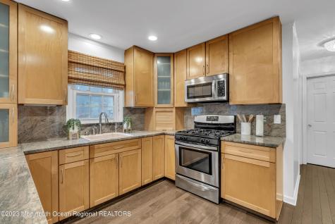 2912 Logan Road Oakhurst NJ 07755
