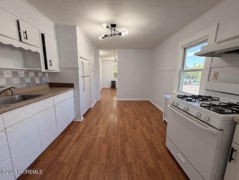 27 Lower Main Street Matawan NJ 07747