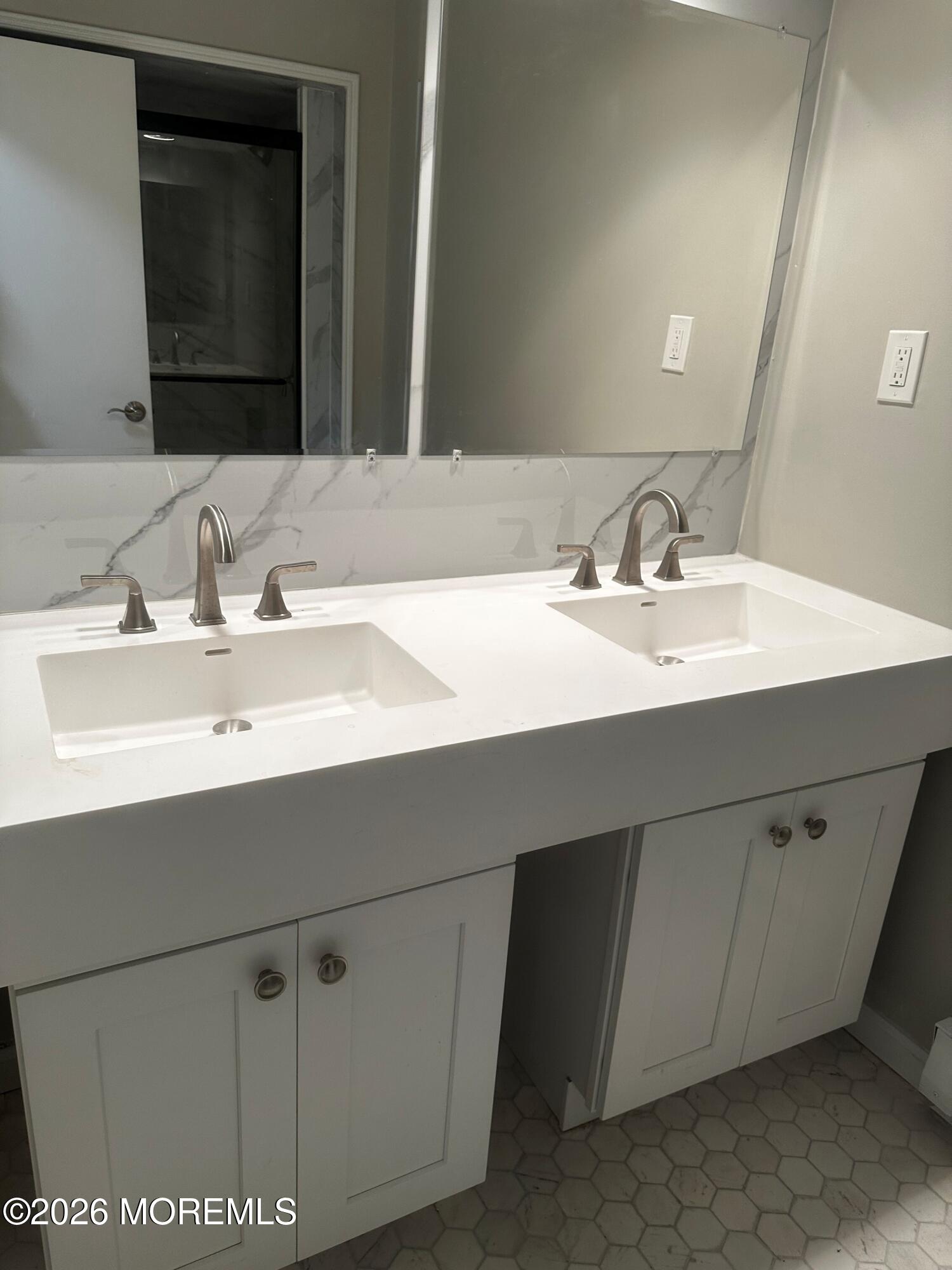 140 Amberly Drive Manalapan NJ 07726