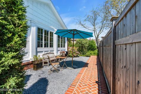 15 West Street Monmouth Beach NJ 07750