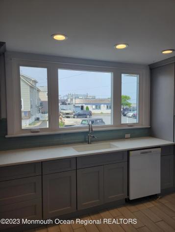 16 Cornwall Street Highlands NJ 07732