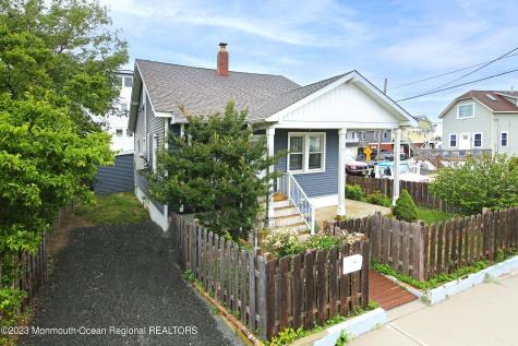 16 Cornwall Street Highlands NJ 07732