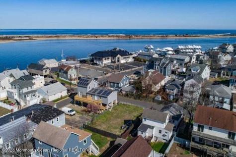 16 Cornwall Street Highlands NJ 07732