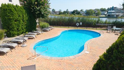 10 Waters Edge Brielle NJ 08730