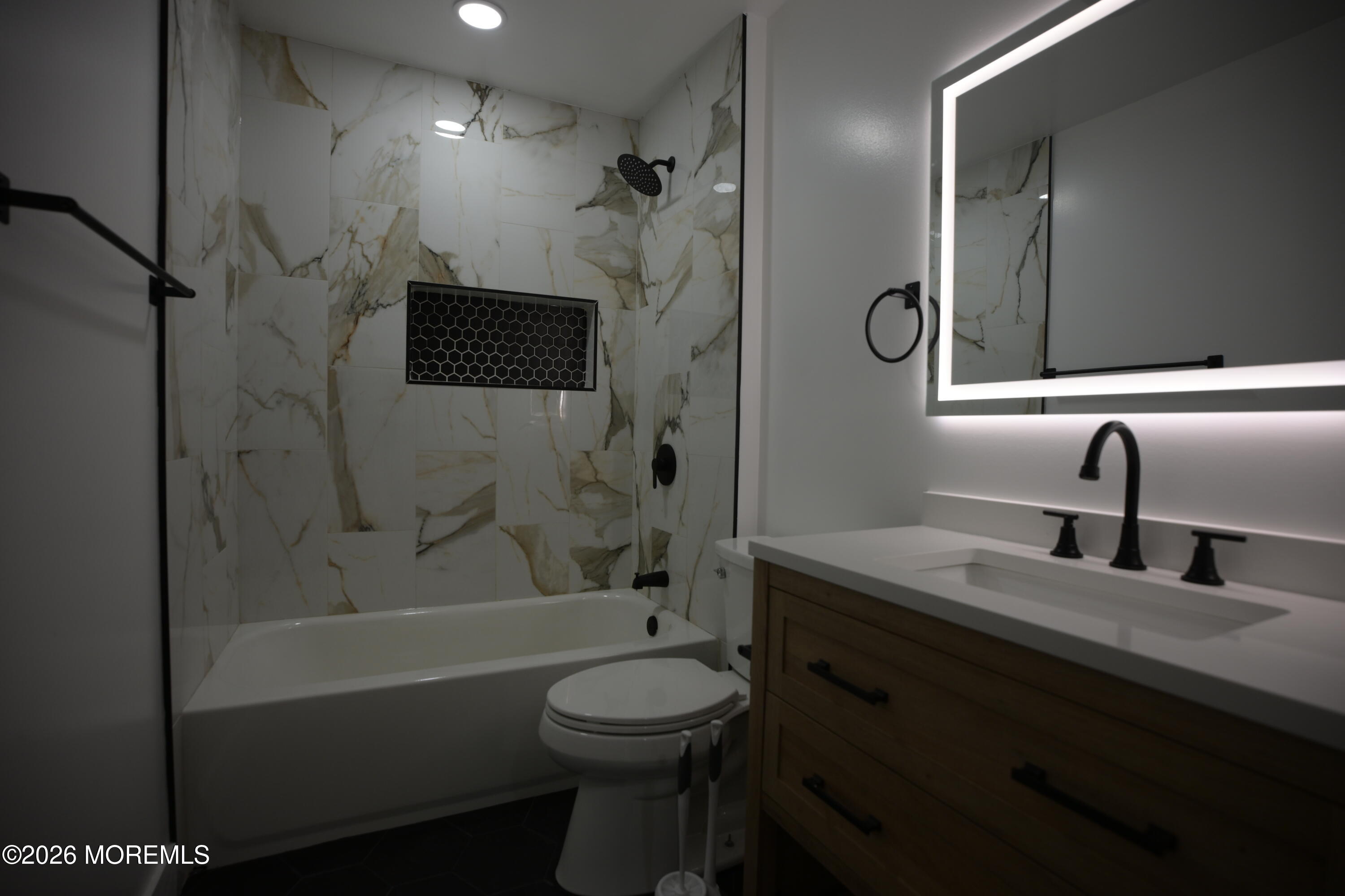 113 E Garwood Avenue Williamstown NJ 08094