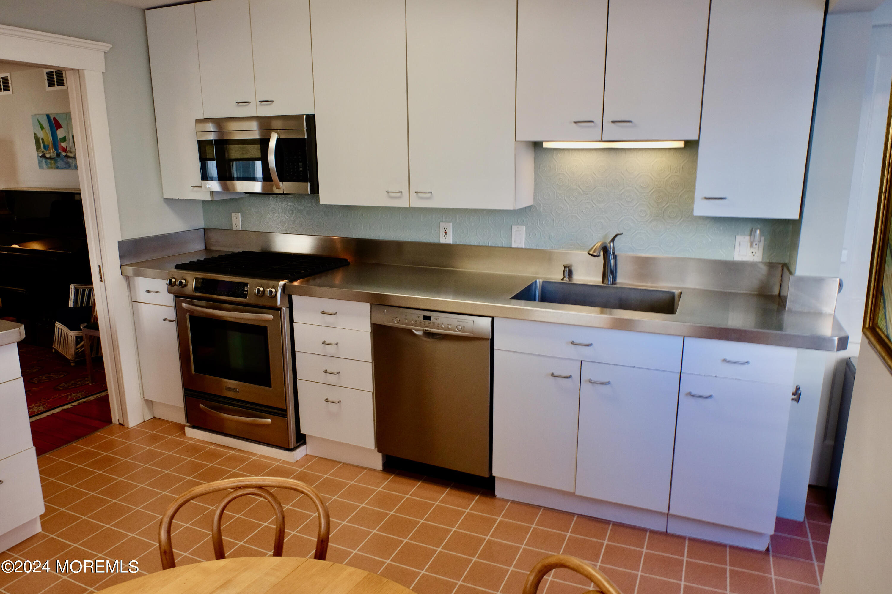 220 Lincoln Avenue Avon-by-the-sea NJ 07717